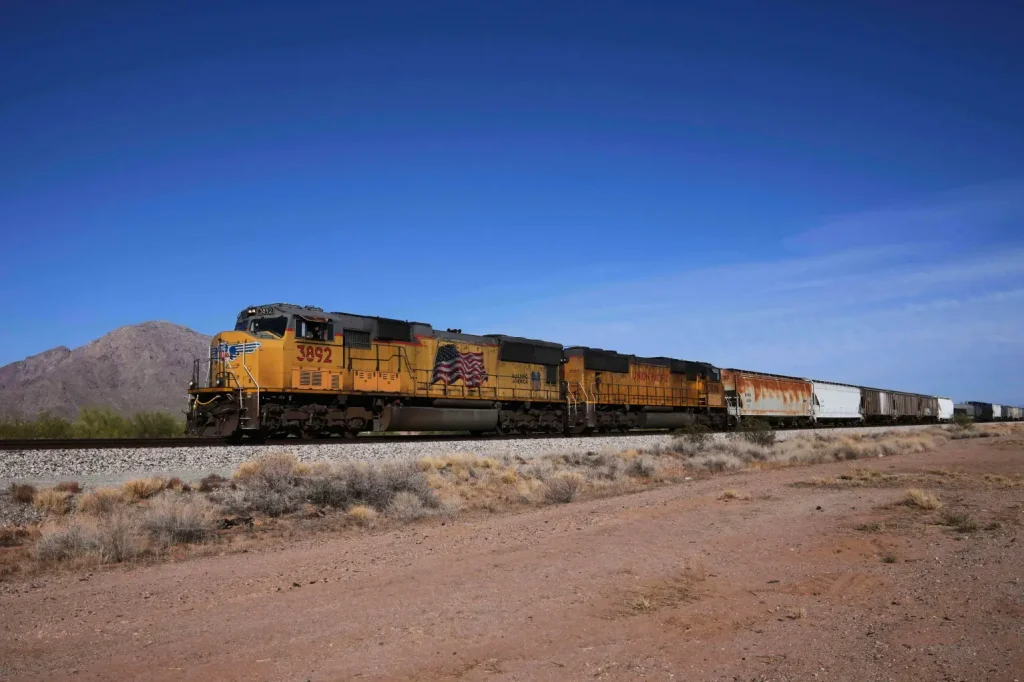 Acționarii Union Pacific și Norfolk Southern susțin fuziunea feroviară în valoare de 85 de miliarde de dolari