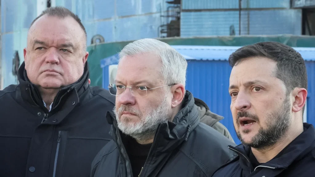 Scandal major de corupție zguduie apropiați ai lui Zelensky